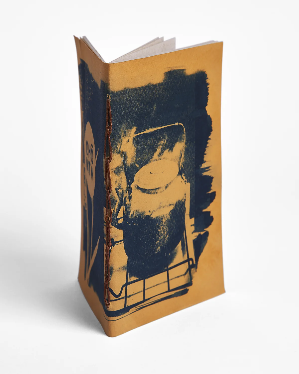 Libreta cianotipia serie Teteras costura 3
